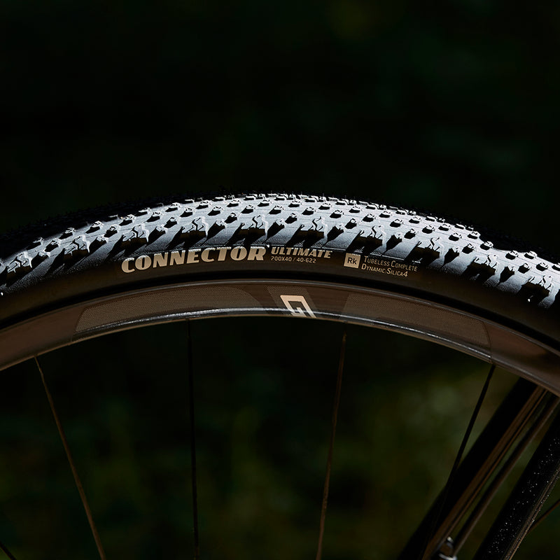 Connector Gravel Tyre - Black - 700 x 35c